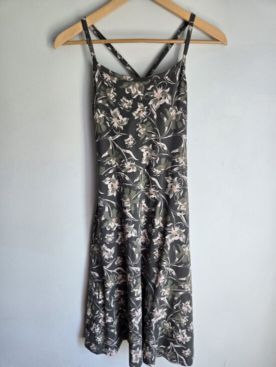 Pact Dresses & Skirts - PACT Organic Cotton Blend Floral Dress